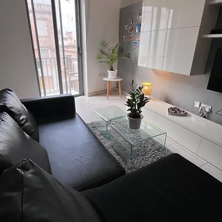 2 Bedroom 5 Min From The Sea Daire *