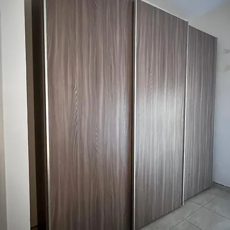 2 Bedroom 5 Min From The Sea *